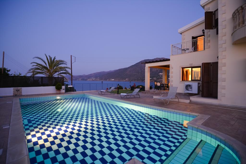 Kalli Villa Pomos Pokoj fotografie