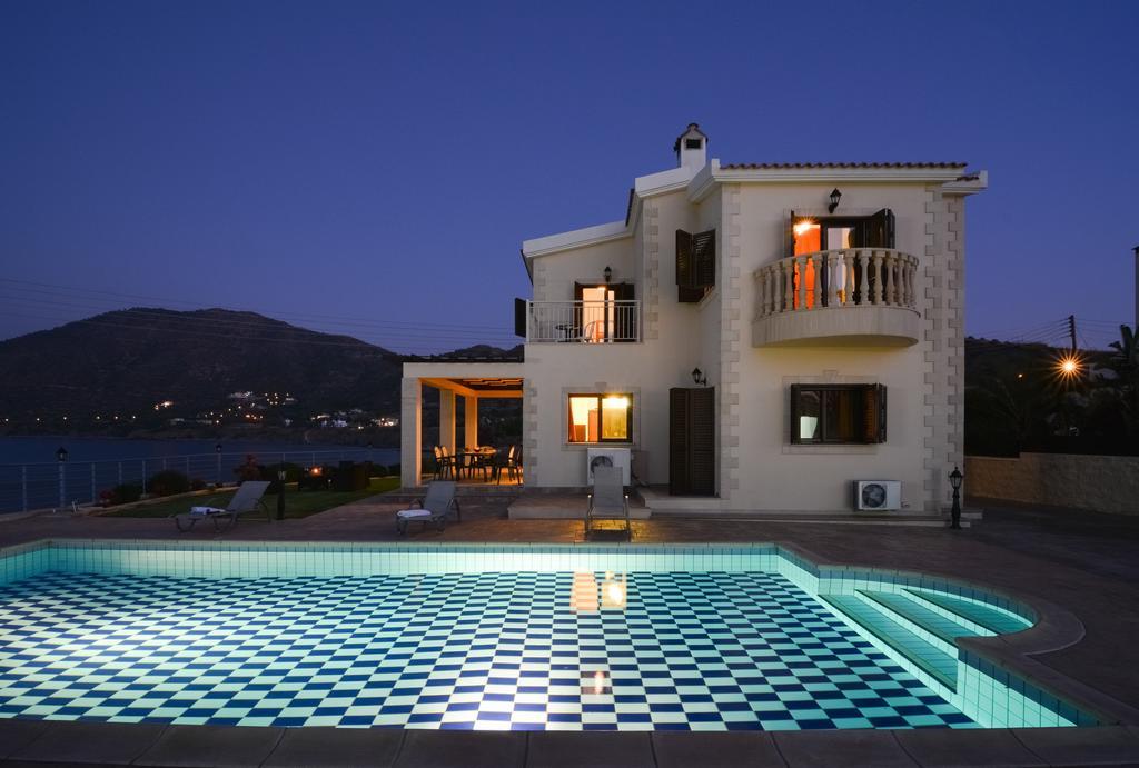 Kalli Villa Pomos Pokoj fotografie